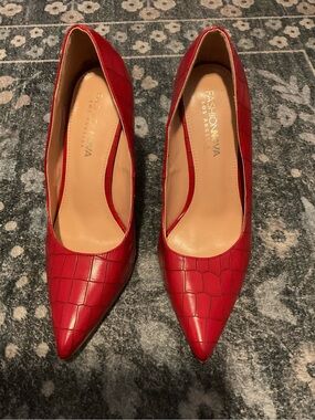 Fashion Nova Red Croc-Embossed Pointed Toe Heels